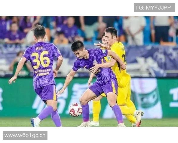 深圳飞盘队节奏之争引发热议球迷对比赛风格看法不一